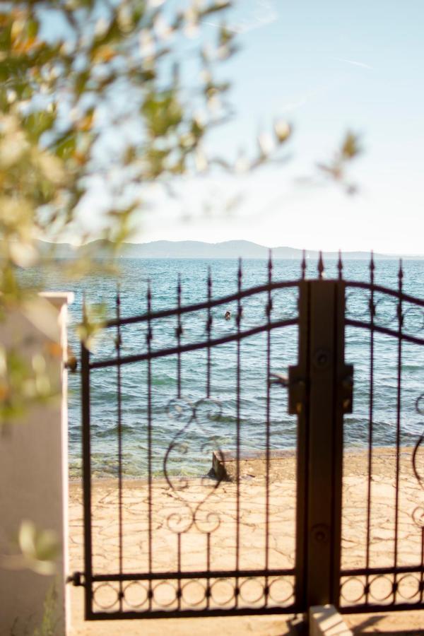 Holiday House By The Sea Vigo Zadar Exterior foto